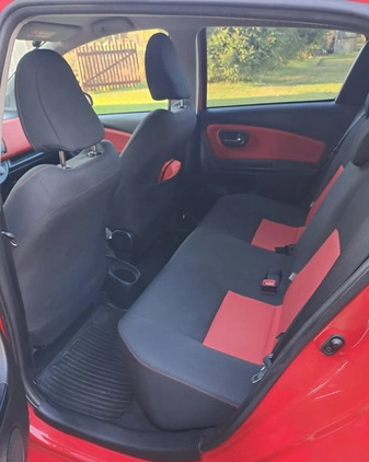 Toyota Yaris cena 44900 przebieg: 50600, rok produkcji 2015 z Jaworzno małe 92